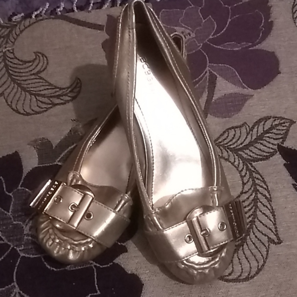 BCBGeneration flats with buckle detail size 6.5